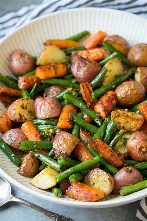 garlic-herb-roasted-potatoes-carrots-and-green-beans image