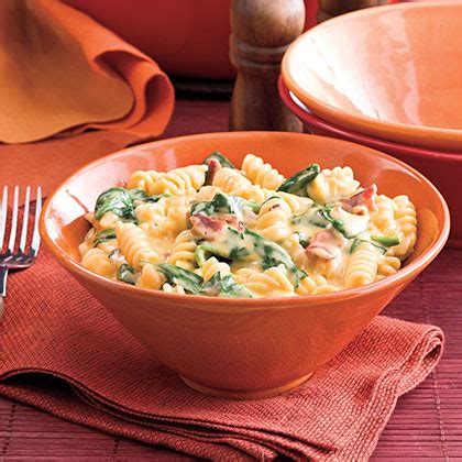 spinach-bacon-mac-and-cheese-recipe-myrecipes image