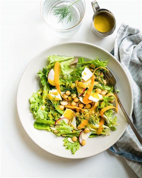 california-salad-with-avocado-oil-vinaigrette image