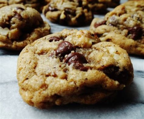 neiman-marcus-250-chocolate-chip-cookie-project image