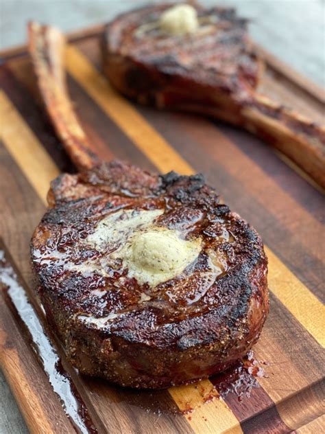 how-to-cook-a-tomahawk-ribeye-steak image