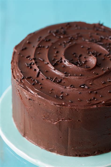 lemon-layer-cake-with-chocolate-fudge-frosting image