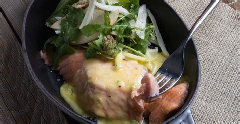 beer-poached-salmon-in-hops-bearnaise image