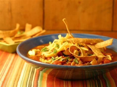 south-of-the-border-veggie-chili-with-fixins image