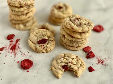 strawberries-and-cream-cookies-the-spruce-eats image