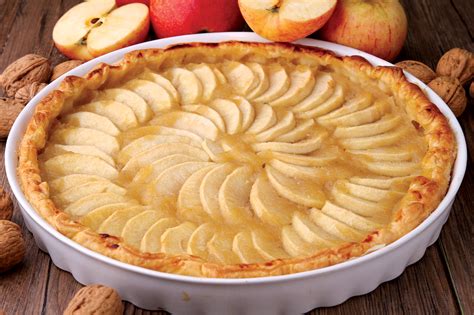 apple-walnut-torte-recipe-easy-home-meals image