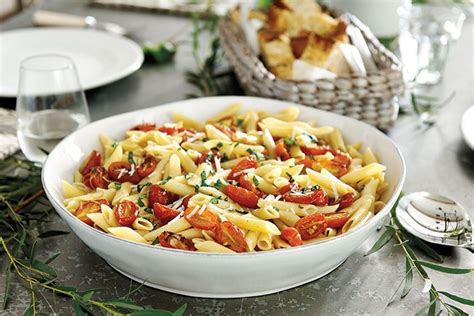 recipe-penne-with-cherry-tomatoes-garlic-and-basil image