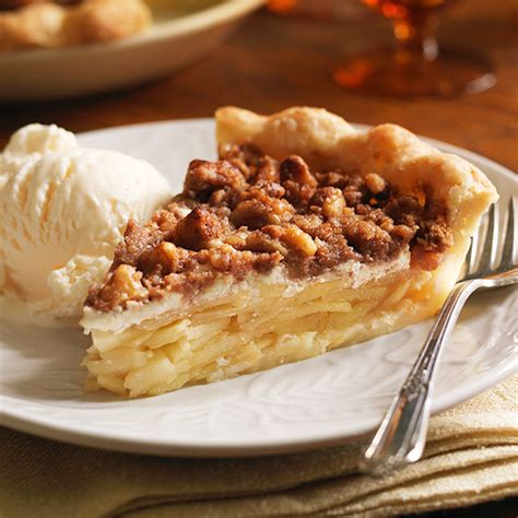apple-pie-with-streusel-topping-hallmark-ideas image