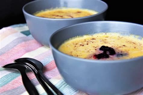 how-to-make-easy-greek-rice-pudding-on-the-stovetop image