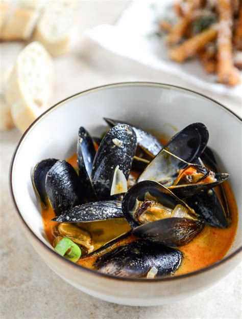 steamed-mussels-in-a-coconut-curry-broth-how image