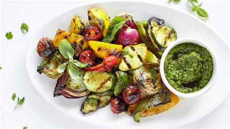 salsa-verde-grilled-vegetables-patricia-bannan-ms-rdn image