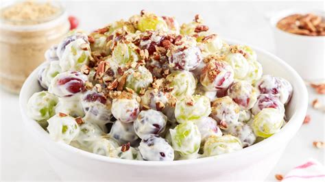 grape-salad-amandas-cookin-quick-easy image