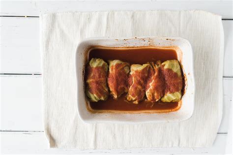 old-fashioned-cabbage-rolls-recipe-recipelioncom image