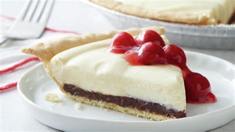 black-bottom-white-chocolate-cheesecake-pie image