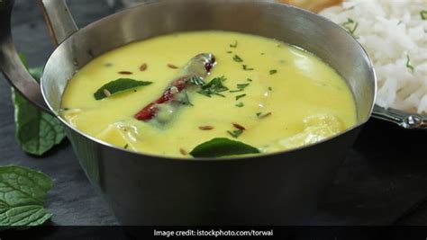 sindhi-kadhi-recipe-by-niru-gupta-ndtv-food image