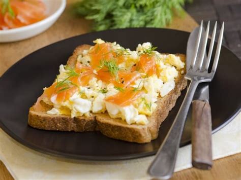 creamy-scrambled-eggs-with-dill-and-smoked-salmon image