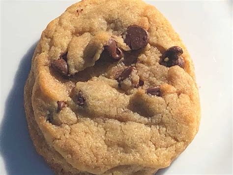 no-butter-chocolate-chip-cookies-cookies-with-oil image