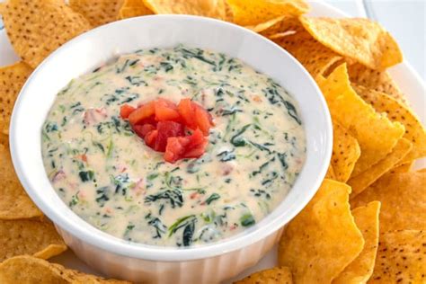 spinach-cheese-dip-recipe-food-fanatic image