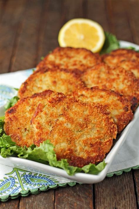 moroccan-salmon-cakes-with-garlic-mayonnaise-emily image