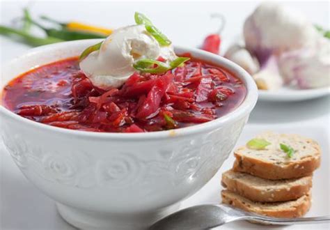 authentic-hot-russian-borscht-soup-victoria-haneveer image