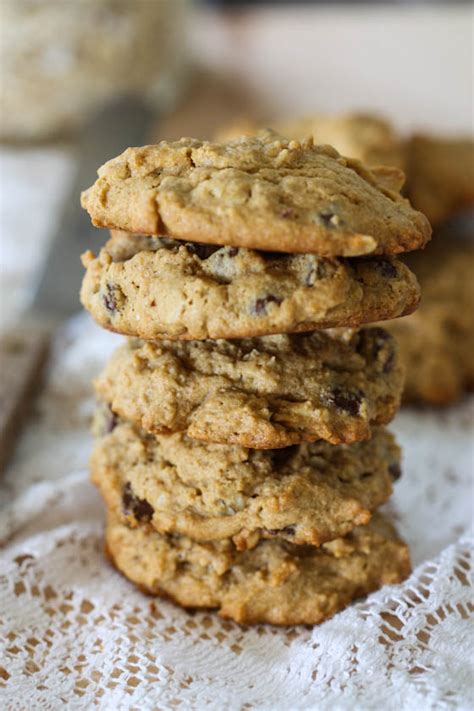 whole-wheat-peanut-butter-oatmeal-cookies-eat image