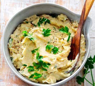 garlic-alfredo-mashed-potatoes-giant-food image