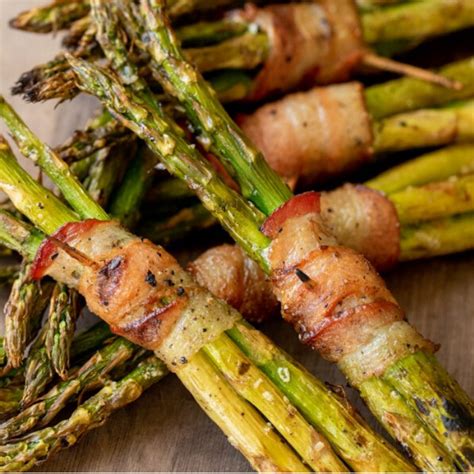 bacon-wrapped-asparagus-on-the-grill-hey-grill-hey image