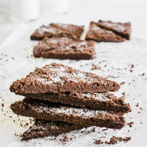 chocolate-crunch-recipe-chocolate-concrete-cake image