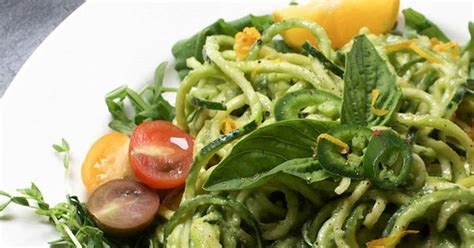 recipe-raw-zucchini-pasta-with-creamy-avocado image