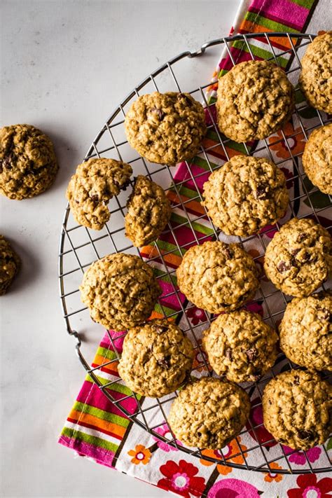 easy-gluten-free-oatmeal-cookies-thick-and-chewy image
