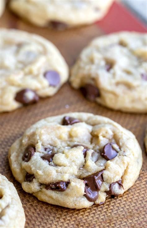 easiest-chocolate-chip-cookie-recipe-i-heart-eating image