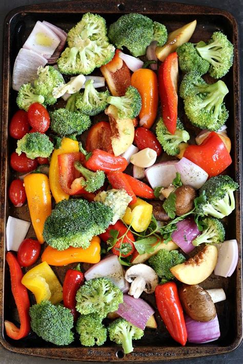 sheet-pan-roasted-veggies-gardeninthekitchencom image