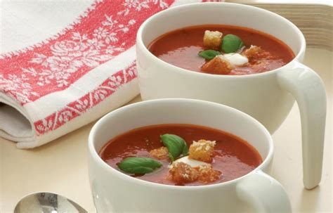 fresh-tomato-soup-with-basil-and-parmesan-croutons image