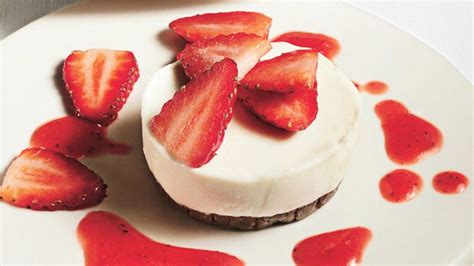 strawberry-and-white-chocolate-mini-cheesecakes image