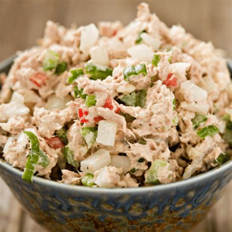 12-dressings-that-go-well-with-tuna-salad-happy image