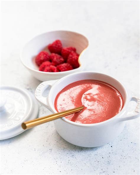 easy-raspberry-vinaigrette-best-flavor-a-couple image