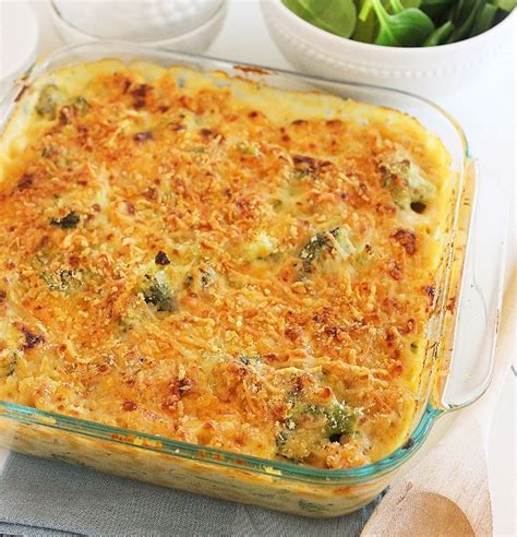 skinny-baked-broccoli-macaroni-and-cheese-the image