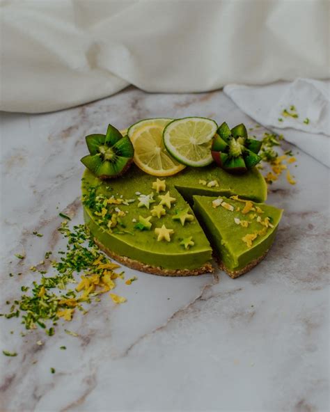 avocado-cheesecake-delicious-raw-and-vegan image