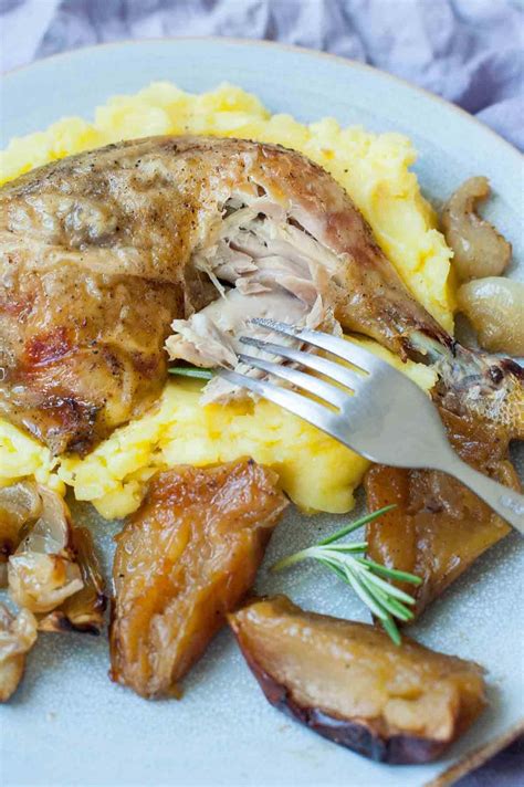 baked-chicken-with-apples-and-onions-everyday-delicious image