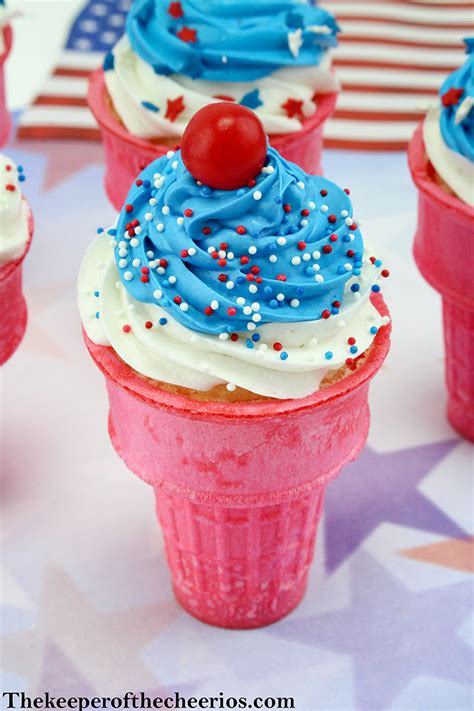 patriotic-ice-cream-cone-cupcakes-the-keeper-of-the image