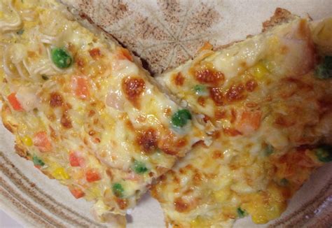 quick-noodle-omelette-real-recipes-from-mums image