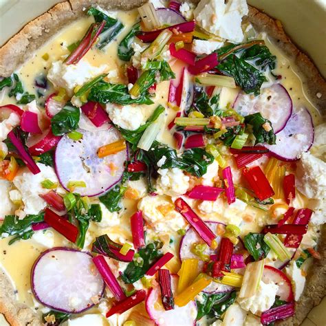 mega-healthy-rainbow-quiche-that-looks-as-good-as image