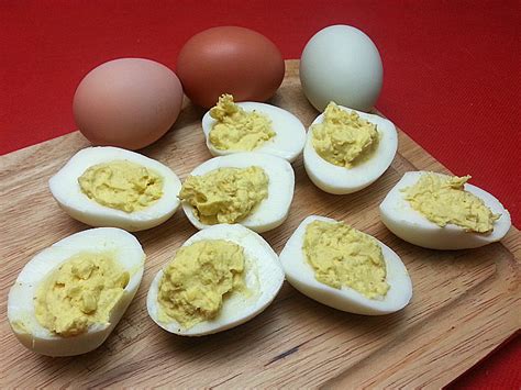horseradish-deviled-eggs-recipe-mama-likes-to-cook image