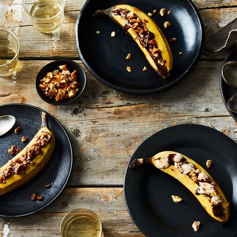 grilled-banana-with-chocolate-crushed-peanut image