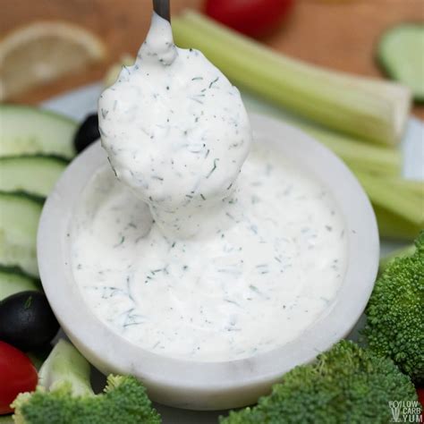 easy-tzatziki-sauce-with-sour-cream-low-carb-yum image