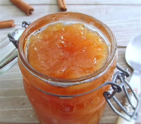 pear-and-honey-jam-recipe-food-from-portugal image
