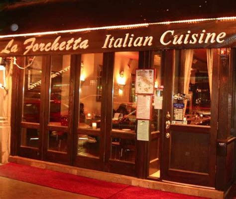 the-top-12-restaurants-in-little-italy-toronto-culture-trip image