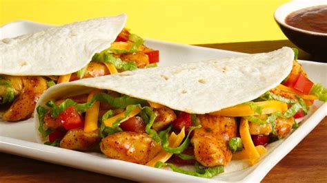 chicken-soft-tacos-recipe-pillsburycom image