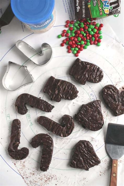 holiday-cut-out-brownies-the-spiffy-cookie image