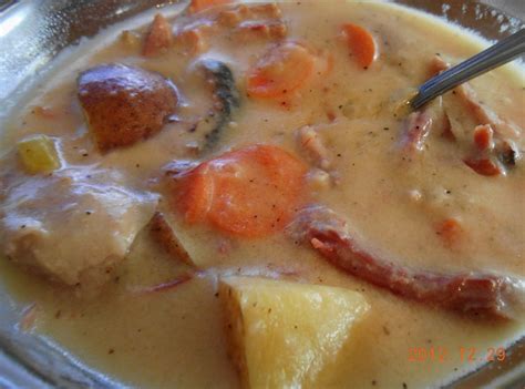smokey-cheesy-ham-and-tater-soup image